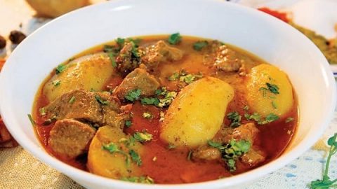 طريقة تجهيز صينية البطاطس باللحم الضاني