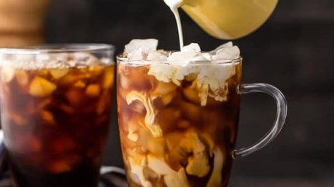 طريقة تجهيز القهوة المثلجة بالفانيليا