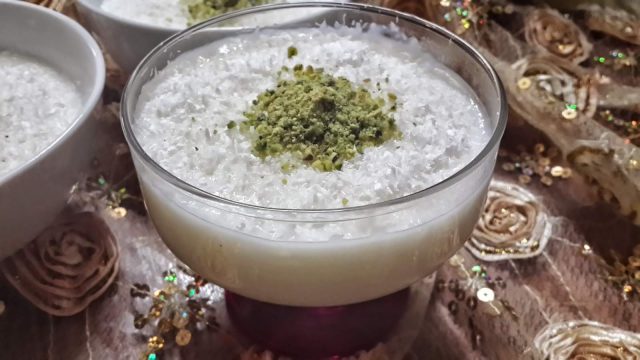 خطوات تجهيز الأرز بلبن مثل المحلات