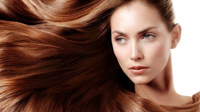 أفضل الخلطات الهندية لتنعيم الشعر