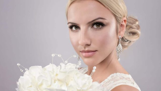 للعروس: أفضل الأقنعة المنزلية لتنقية البشرة من الشوائب