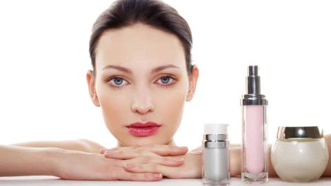 لاتستنغني عن هذه المستحضرات التجميلية في فصل الشتاء