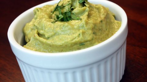 طريقة تجهيز صوص الأفوكادو