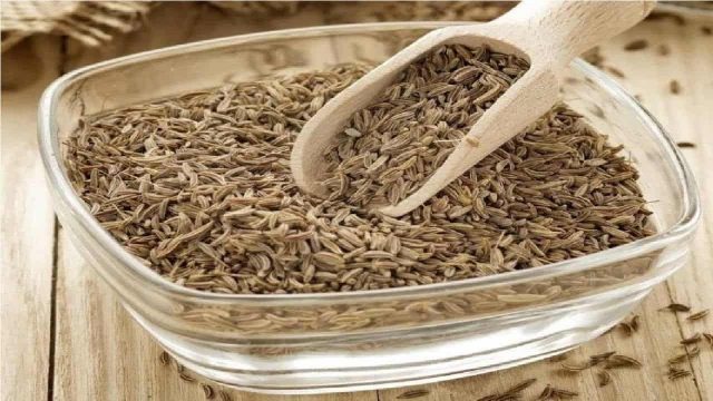 تعرفي إلى أبرز الفوائد الصحية لشراب الكراوية