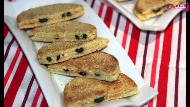 خطوات تجهيز الحرشة بالزيتون والجبن