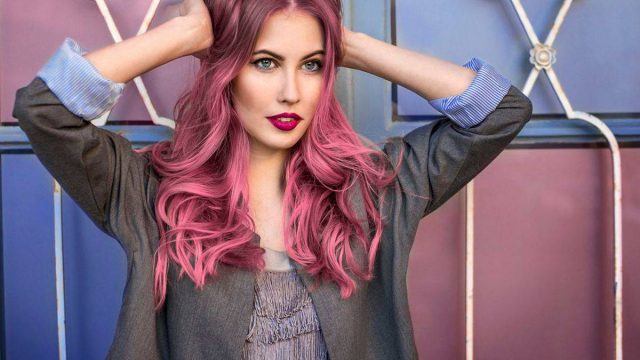 أسرار النجمات للحفاظ على ثبات لون صبغة الشعر لمدة أطول