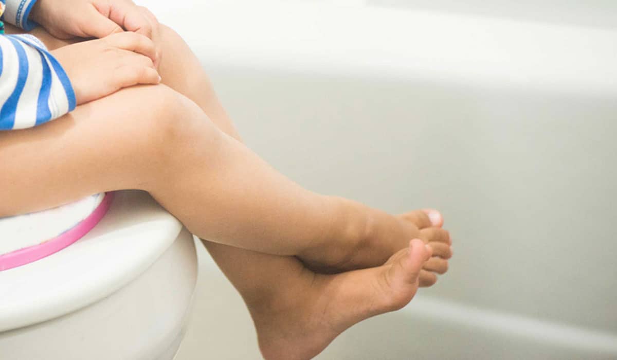 علاج الإمساك المزمن عند الأطفال 