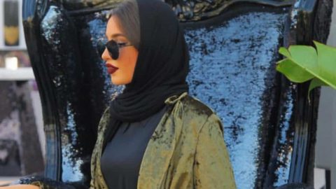 قطع مخمل للمحجبات لإطلالة شتوية فخمة