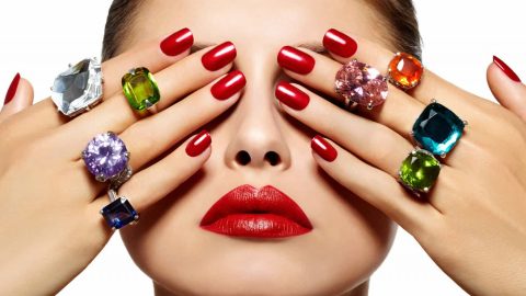 نصائح جمالية للحفاظ على جمال الأظافر.. اكتشفيها!