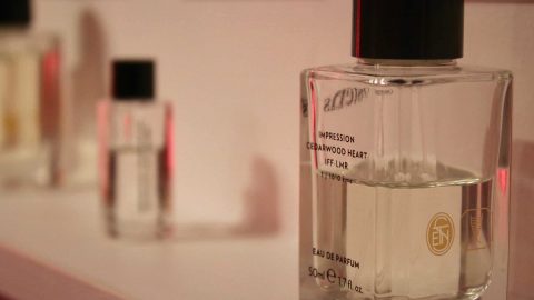 اكتشفي أحدث العطورات النسائية لربيع 2019