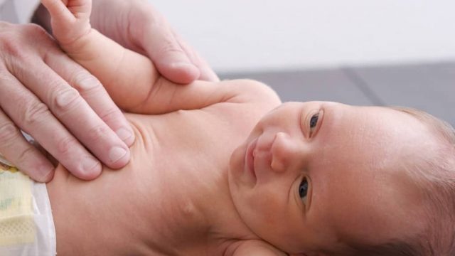 الجفاف عند الأطفال : الأسباب والعلاج