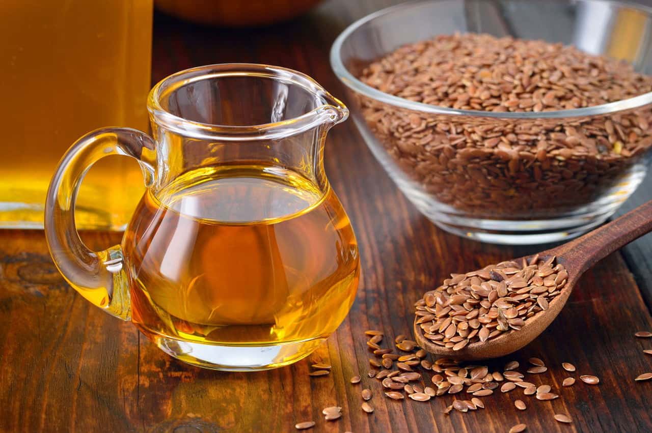 فوائد زيت الكتان للبشرة