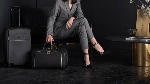 بالصور: أحدث الحقائب النسائية العملية من علامة تومي