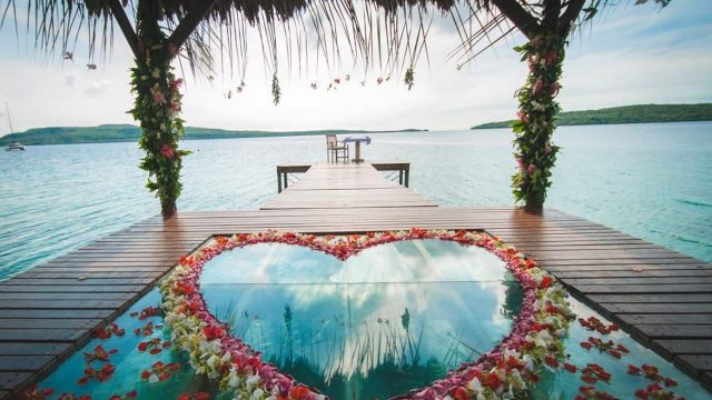 5 أمور عليك فعلها مع زوجك خلال شهر العسل