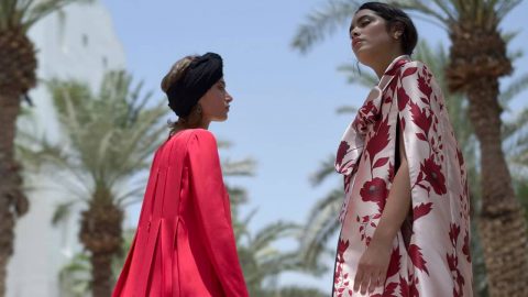 شاهدي معنا إطلالات العيد مع فساتين وقفاطين تخطف الأنظار