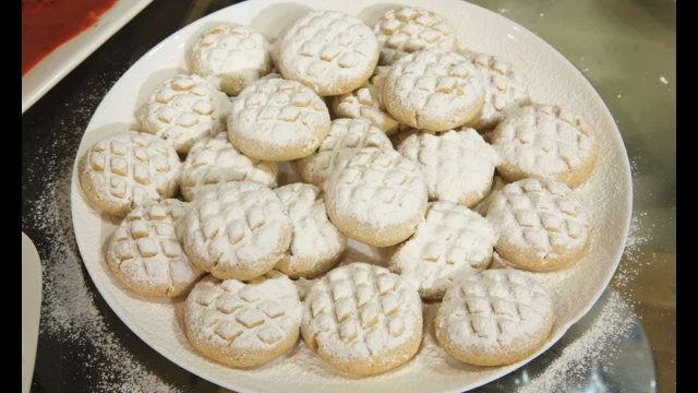 طريقة تجهيز كعك العيد على الطريقة المصرية