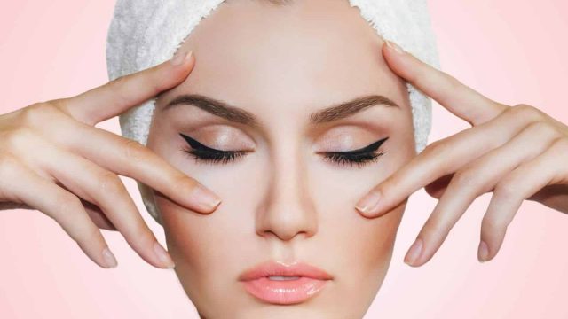 للعروس: أقنعة طبيعية لبشرة متوهجة يوم الزفاف