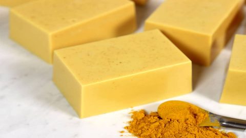 هل جربتِ الخلطة الصابونية لتبييض الجسم من قبل؟