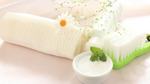 جربي وصفة الكربونه لتبييض المناطق الداكنة