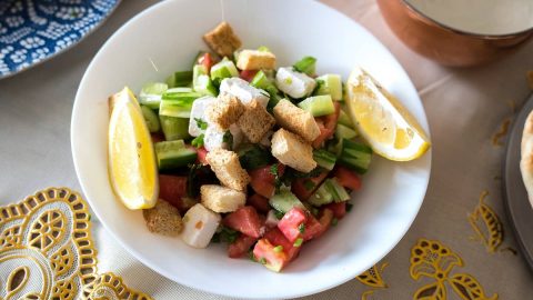 كيف تتجنبين زيادة الوزن في شهر رمضان؟