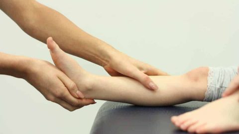 ضمور العضلات عند الأطفال: الأعراض والعلاج