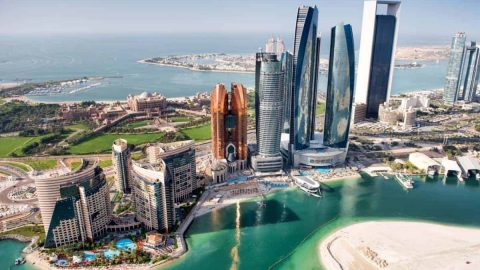 ابوظبي في السبعينات من هنا بدأت الرحلة نحو المستقبل