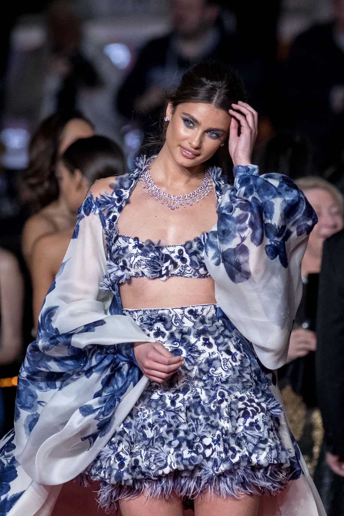 Taylor Marie Hill cannes 2019