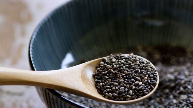 أطعمة تساعدك في حرق الدهون الزائدة