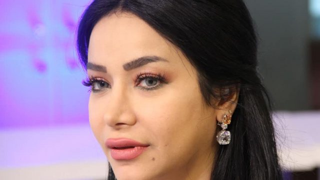 استوحي أفكار مكياج العيون الترابي من إطلالات لجين عمران!