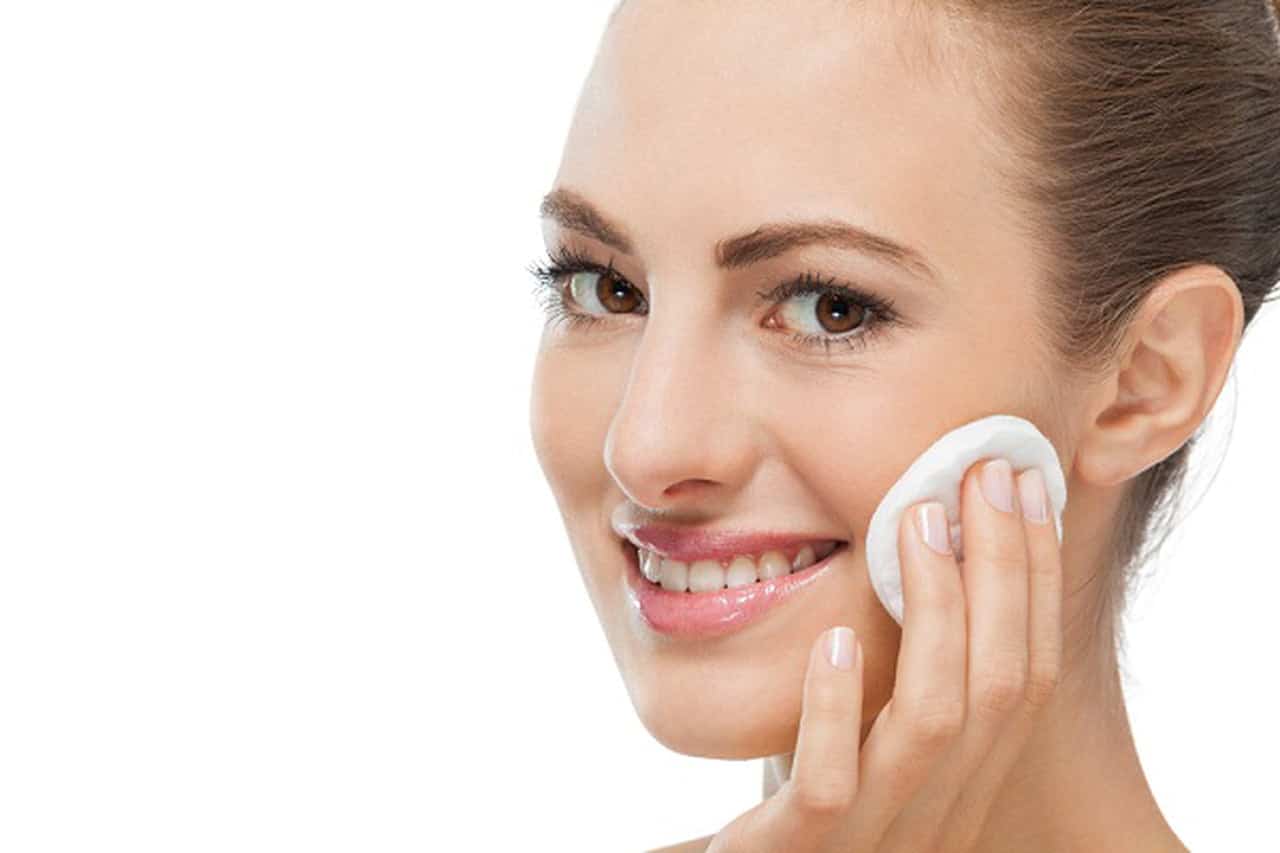 تحضير البشرة للمكياج