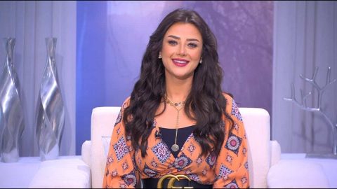 مصطفي شعبان يسخر من رضوى الشربيني أمام جمهورها!