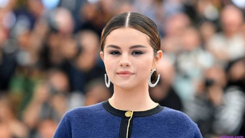 ما السبب الذي دفع النجمة سيلينا غوميز لحذف الانستغرام من هاتفها؟