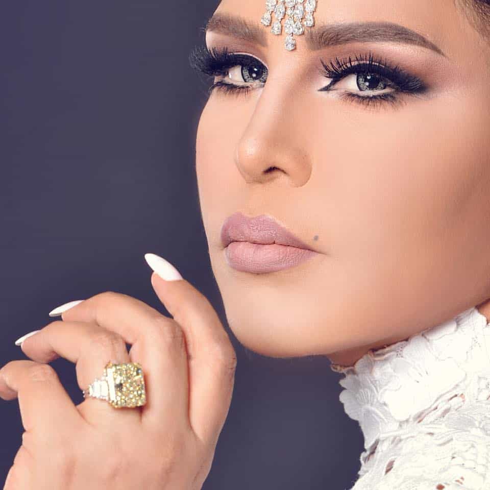 مكياج خليجي من وحي النجمة أحلام