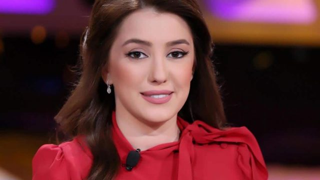 كندة علوش تتعرض لموجة من الانتقادات بسبب “أزمة الخادمات”!