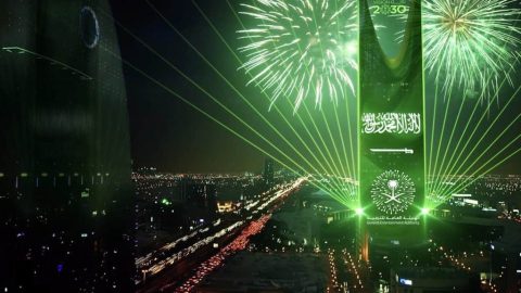 اليوم الوطني السعودي في دبي احتفالات تحبس الأنفاس