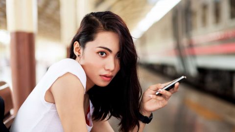 إطلالة مكياج لصاحبات الشعر الأسود في خطوات بسيطة