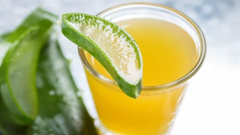 كيف تستخدمين هلام الصبار لتثبيت المكياج؟