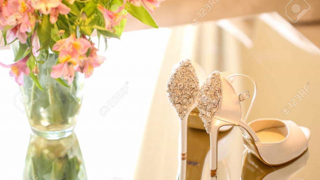أحدث صيحات أحذية الزفاف لصيف 2019
