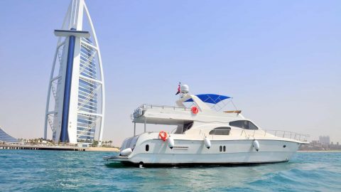 الرحلات البحرية في دبي تجربة لا تُنسى