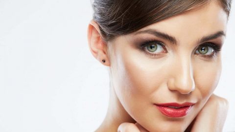 كيف أحصل على بشرة نضرة ومشرقة خلال يوم واحد فقط؟