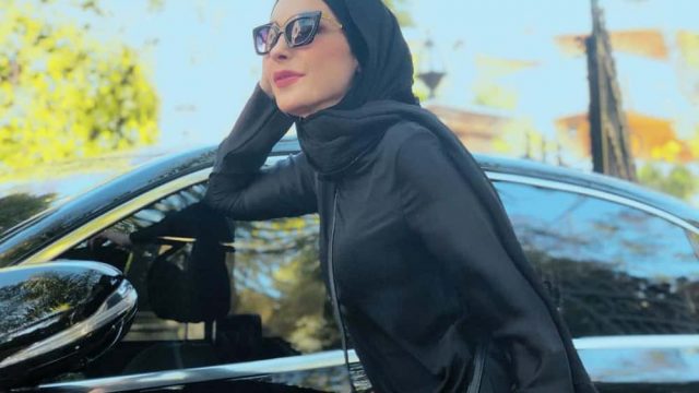 بالفيديو: أمل حجازي تنشد مع نجليها بشكل مميز