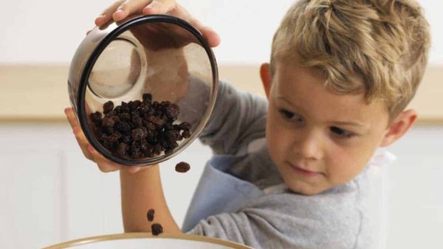 تعرفي إلى منافع الزبيب لصحة طفلك