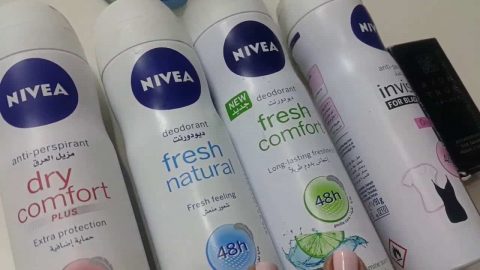 ماهو الفرق بين مزيل العرق ومضاد التعرق؟