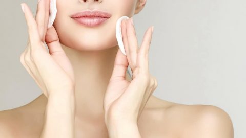 جهزي بنفسك تونر طبيعي حسب نوع بشرتك