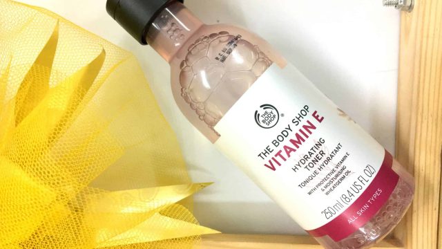 اكتشفي معنا أفضل أنواع التونر المناسبة للبشرة الدهنية