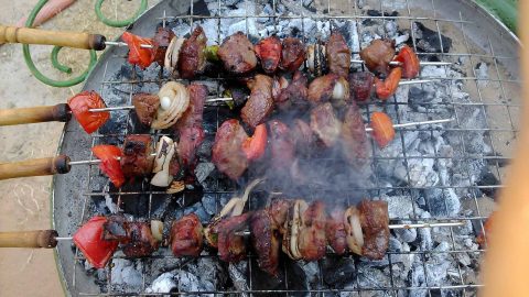 أهم النصائح لتفادي التلبك المعوي خلال عيد الأضحى 2019