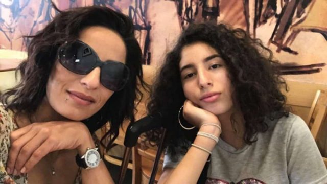 بالفيديو: لينا أحمد الفيشاوي تفضح والدها علنا وهذا ما قالته!