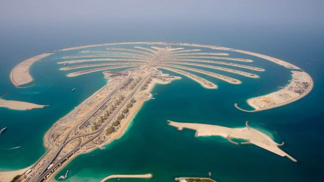 نخلة جميرا وكل الأسرار التي عليك معرفتها حولها