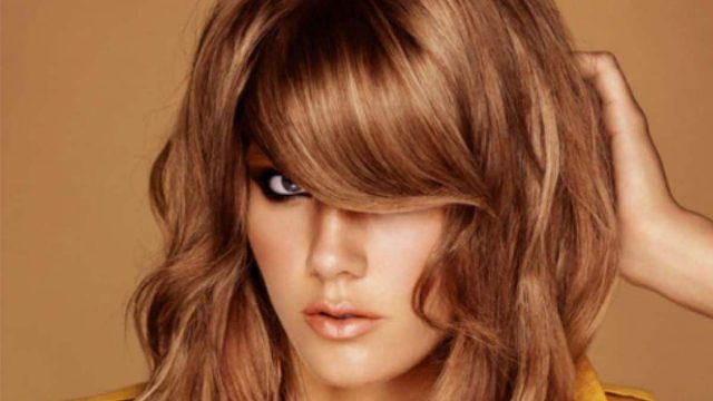 نجمات بصبغة اشقر عسلي لإطلالة أكثر أناقة