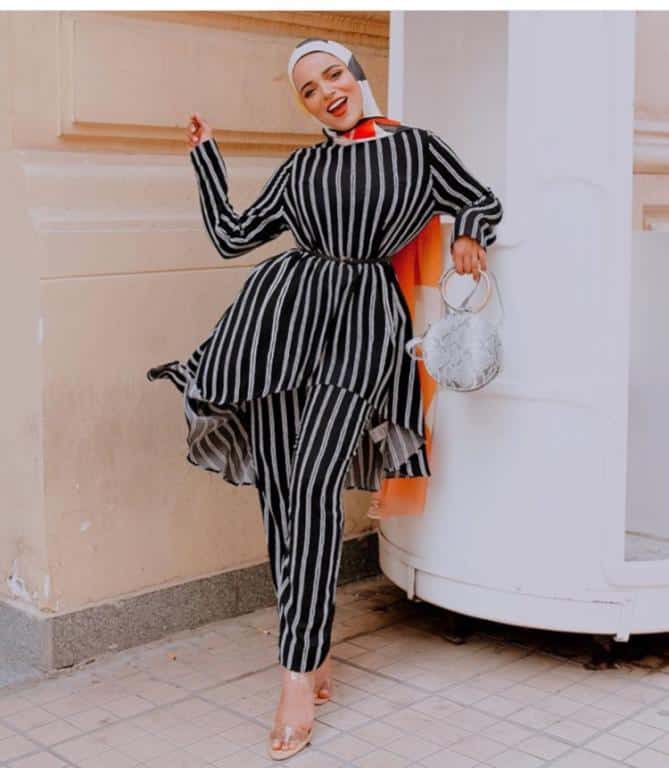 بالصور جربي الطرحات الملونة لإطلالة حجاب مميزة! مجلة سيدات الامارات